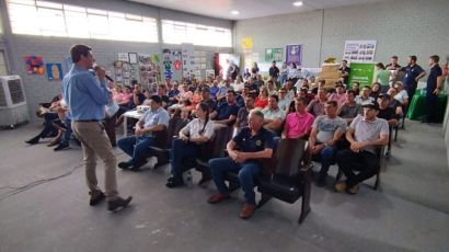 Palestra sobre limpeza e desinfecção nas granjas de suínos é realizada durante a ExpoFemi