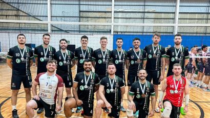 Voleibol masculino de Xanxerê conquista vice-campeonato da Copa Pato Branco