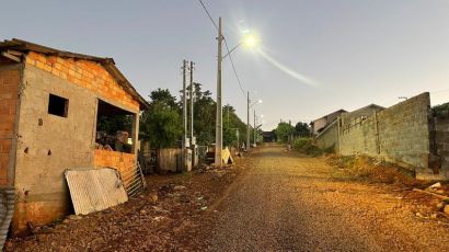 Regularização fundiária permite que moradores instalem luz e água em Xaxim