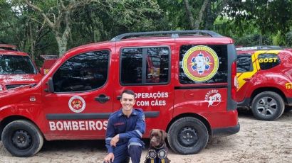 Cadela Magi, de Xanxerê, recebe certificação nacional de cães de busca, resgate e salvamento