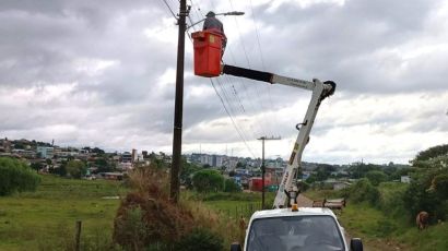 Vândalos causam prejuízos na iluminação pública em Xaxim