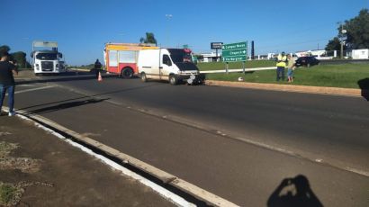 Colisão entre van e motocicleta deixa uma pessoa ferida em Xanxerê