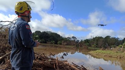 Bombeiros de Santa Catarina seguem atuando no Rio Grande do Sul