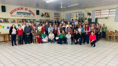 Idosos participam de mutirão de renovação de carteira de identidade em Xaxim