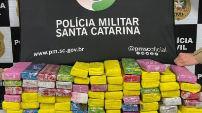 Mulher é presa transportando mais de 66 kg de drogas em Xaxim
