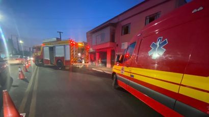 Incêndio atinge depósito de mecânica de motos em Xanxerê