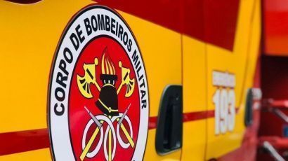 Mulher fica ferida após colisão entre carro e moto em Vargeão