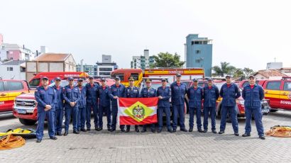 SC envia nova equipe de bombeiros militares para combater às queimadas no Centro-Oeste