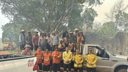 Em meio ao combate às chamas no MT, bombeiros catarinenses resgatam grupo de brigadistas