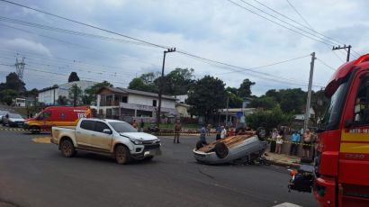 Colisão registrada no bairro dos Esportes deixa duas pessoas feridas