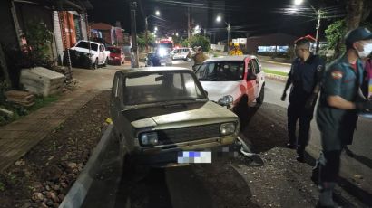 Bombeiros atendem acidente no bairro São Pedro