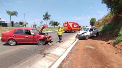 Colisão frontal deixa duas pessoas feridas na SC-480 em Xanxerê