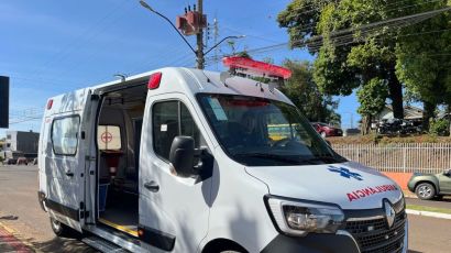 Secretaria de Saúde de Faxinal dos Guedes adquire nova ambulância