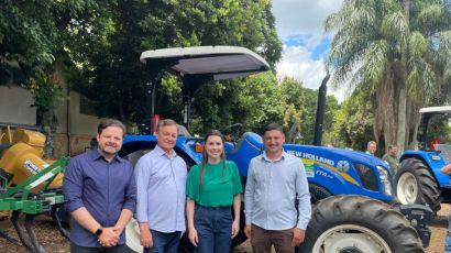 Xanxerê recebe trator da Secretaria de Estado da Agricultura