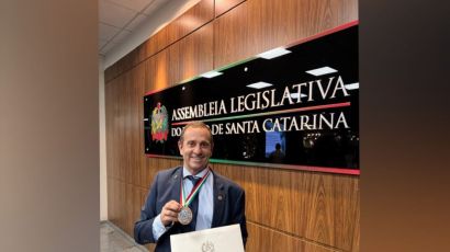 Empresário de Xanxerê recebe homenagem do Legislativo Catarinense