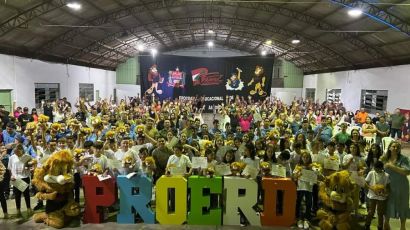 Alunos de Passos Maia participaram de formatura do Proerd