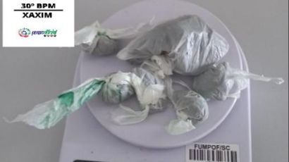 Mulher é presa por tráfico de drogas em Xaxim