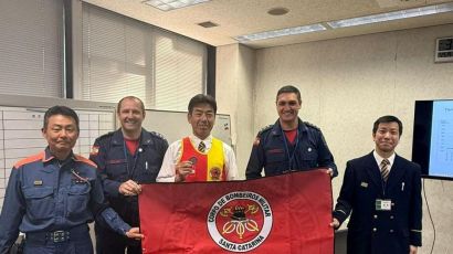 Comandante do Corpo de Bombeiros de Xaxim retorna ao Brasil após período no Japão