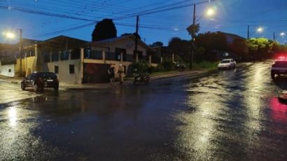 Motorista embriagado tenta fugir após colisão com motocicleta em Xanxerê