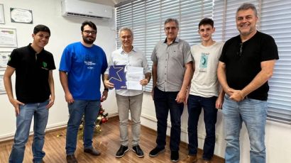 Prefeito de Xanxerê recebe pedido de pavimentação no acesso da Escola Agrícola La Salle