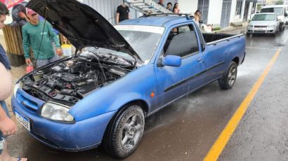 Incêndio em veículo é registrado em Ponte Serrada