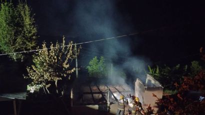 Incêndio destrói residência em Xaxim 