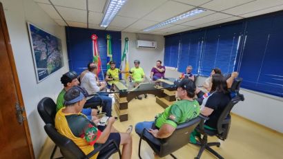 São Domingos recebe grupo de cicloturismo de Santa Catarina