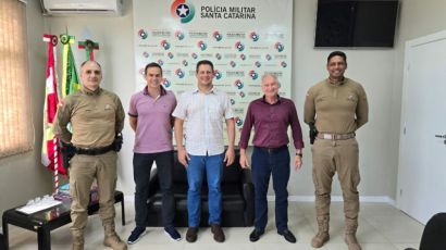 Reunião entre Polícia Militar, Acix e Facisc fortalece parcerias