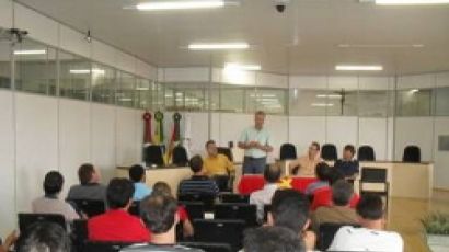 Xanxerê também realiza encontro regional do PCdoB