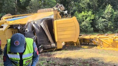 Tombamento de máquina agrícola deixa uma pessoa ferida em São Domingos