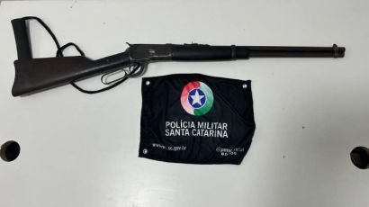 Homem é preso por posse irregular de arma de fogo em Passos Maia