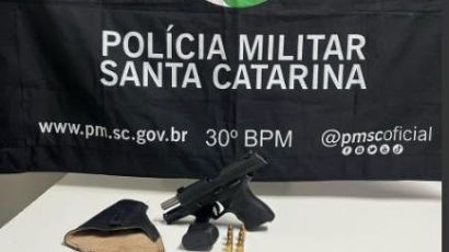 Casal é preso por posse irregular de arma e desacato em Xanxerê
