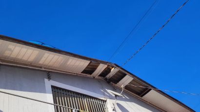 Temporal atinge Abelardo Luz e causa destelhamento de residências