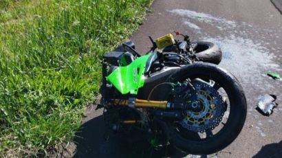 Saída de pista deixa motociclista ferido em Vargeão