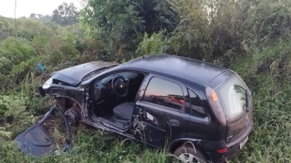 Colisão frontal deixa condutor ferido em Ponte Serrada