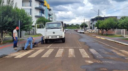 Prefeitura de Xanxerê faz limpeza de ruas afetadas pelas chuvas