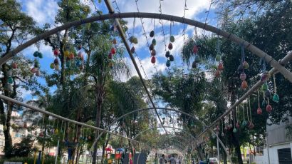 Praça Tiradentes receberá decoração especial de Páscoa em 2025