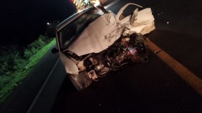 Três pessoas ficam feridas em colisão em Ponte Serrada