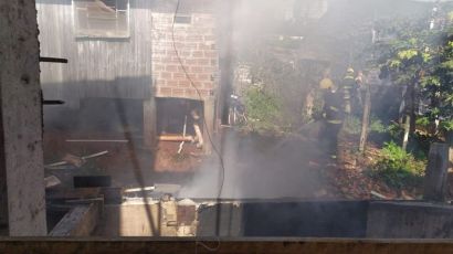Incêndio em entulhos é controlado pelos bombeiros em Xanxerê