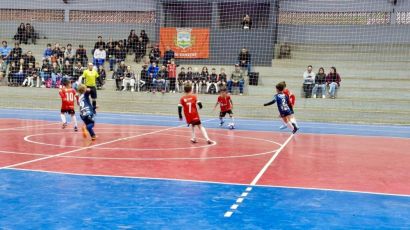 Manhã de goleadas e talento: Sub-07 e Sub-09 de Xanxerê brilham nos Jogos da Amai