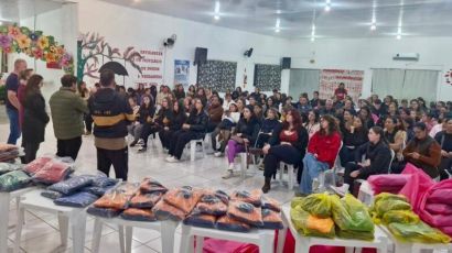 Prefeitura de Xanxerê faz entrega de figurinos da Cia Municipal de Dança com recursos do FIA