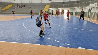 Futsal Feminino Sub-16 de Xanxerê disputa Liga Catarinense em preparação para a Olesc