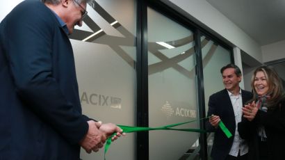 Acix reinaugura sede com investimentos em estrutura e modernização