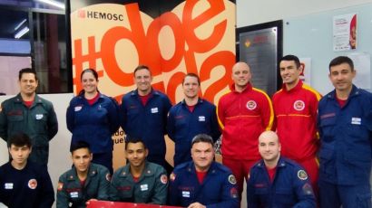 Bombeiros de Xanxerê realizam doação de sangue no Hemosc de Chapecó