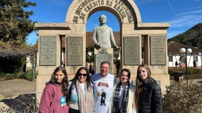 Professores e presidentes das Cooperativas Escolares participam do Summit na Serra Gaúcha