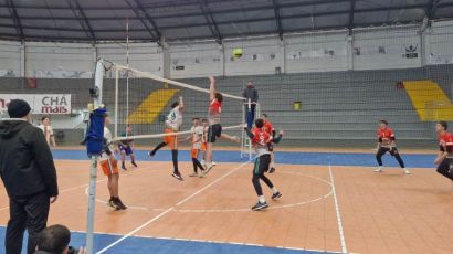 Equipes da SME Xanxerê disputam fase microrregional da Olesc em Peritiba