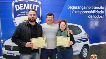 Servidores do DEMUT recebem certificados de curso de formação especializada