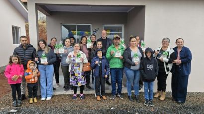 São Domingos realiza a entrega de 11 unidades habitacionais