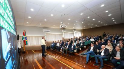 Governador de SC inaugura laboratórios de pesquisa avançada em Xanxerê