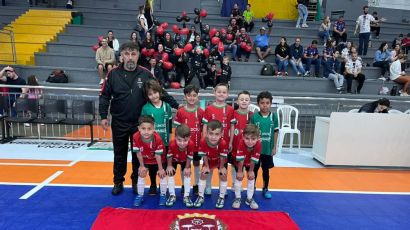 Garotada da SME Xanxerê estreia no Estadual de Futsal Sub-7